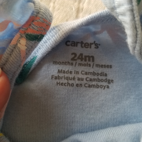 Carter's | (4) Rompers - Picture 2 of 5